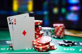 Antarmuka jadwal undian di aplikasi mobile ahliqq menampilkan waktu tayang meja dealer langsung dan turnamen olahraga